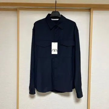 ZARA 네이비 포켓 부착 긴팔 셔츠