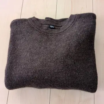 45R 울퉁불퉁 아를의 맨투맨 스웨터