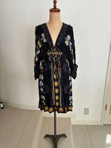 보헤미안 꽃무늬 V넥 원피스