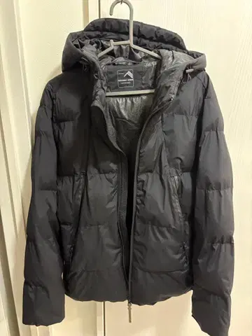 워크맨 리페어 테크 워셔블 퓨전 다운 후디 L 사이즈