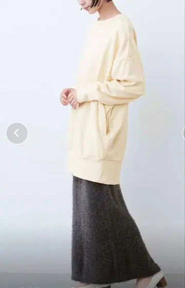 IEDIT 키쿠치 아츠코 콜라보 포켓 부착 오버 사이즈 맨투맨