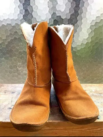 컬럼비아 브라운 스웨이드 숏부츠