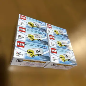 재팬 모빌리티 쇼 토미카 UD 트럭스 퀀 펭귄 운반차