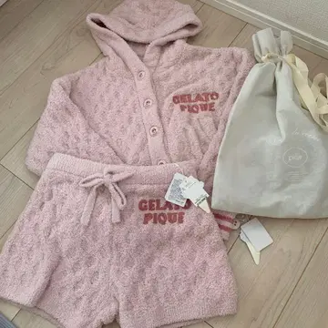 택 포함 젤라또피케 스트로베리 상하의 세트