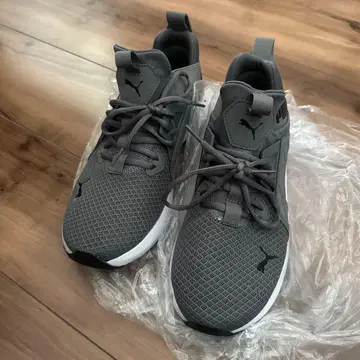 PUMA 그레이 스니커즈 26.5cm