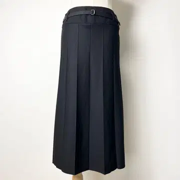 새상품 에베 바이츠시아 블랙 플리츠 스커트 허리 벨트 포함 40/L