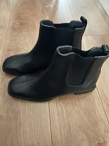 핏 내추럴 블랙 숏부츠 사이드 고어 부츠 M