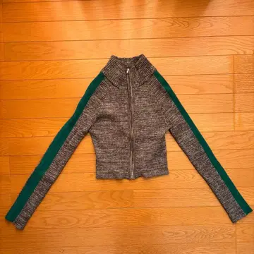 SLY 니트 트랙 블로킹 상의