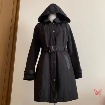 후드 부착 블랙 롱 코트