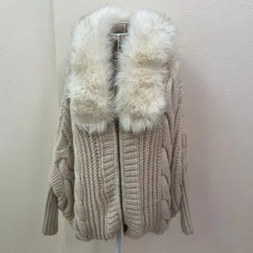 갸루 Y2KDaTuRa 다투라 바브리 달링 니트 퍼 베이지