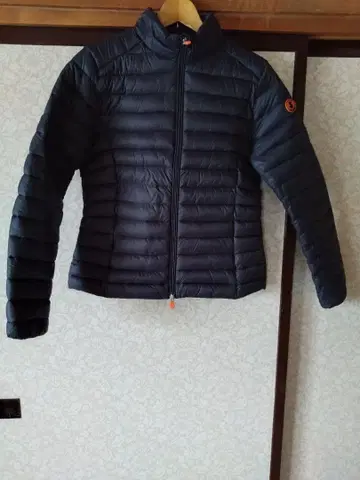 세이브 더 덕 네이비 다운 자켓 수납 가방 포함
