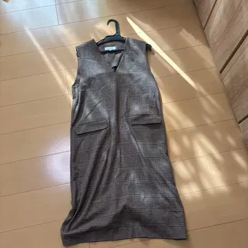 유나이티드 애로우 슬리브리스 원피스 S