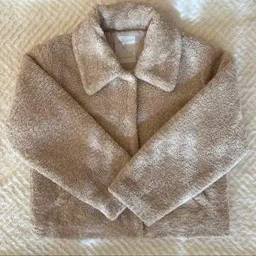 마제스틱 레곤 보아 아우터