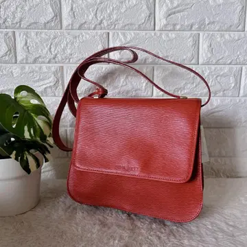 새상품 택 포함 NINA RICCI 니나리치 프랑스제 숄더백