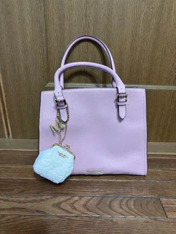 미사용 새상품 Samantha 핑크 핸드백 퍼 포함 참