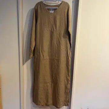 린넨 베이지 V넥 롱 원피스 나카메구로H