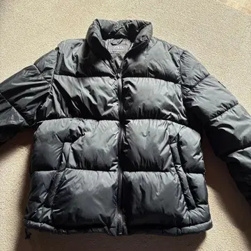 ZARA 블랙 자켓 충전솜
