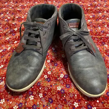 라코스테 소가죽 신발.