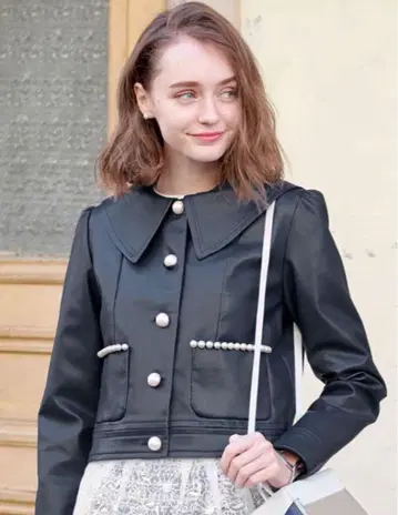 Chesty 세일러 카라 인조 가죽 자켓 피터팬