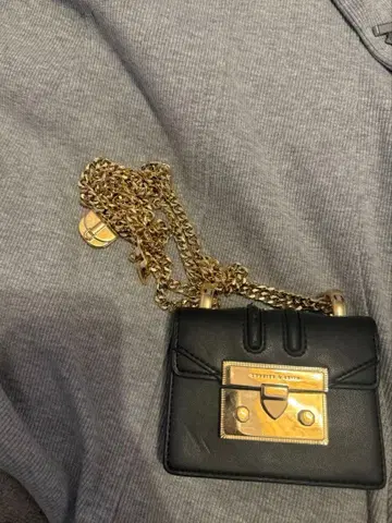 블랙 가죽 숄더백 골드 체인