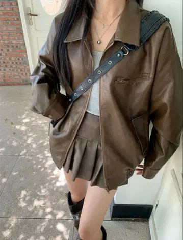 가죽 자켓 + 플리츠 스커트 셋업