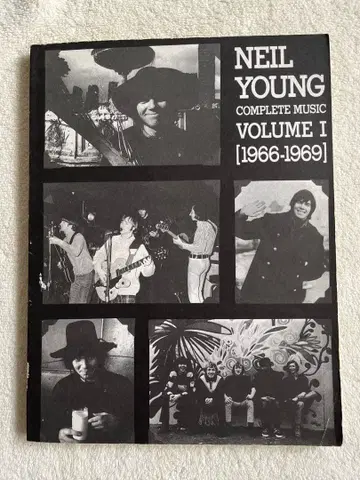 NEIL YOUNG COMPLETE MUSIC VOLUME I