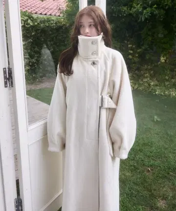 mellowneon 2way 스탠드 카라 사이드 벨트 롱 코트