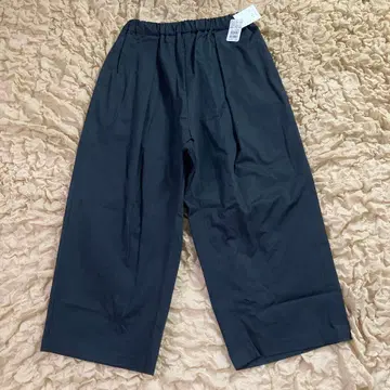 [ 새상품 ] mirepoix 턱 입은 큐롯 팬츠 블랙 정가 12500엔