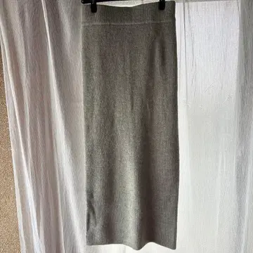 M 사이즈 타이트 스커트 아크릴 lilambition