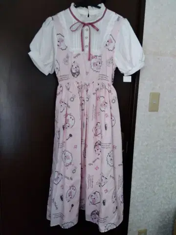 새상품 아베일 산리오 x 마조렛티 마이멜로디 원피스 핑크