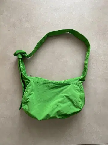 COS 숄더백 그린