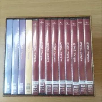 IZ*ONE Vampire 싱글 12장 세트