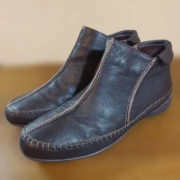 ELLEGANCE 가죽 숏부츠 브라운 24cm