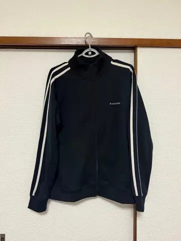 CONVERSE 블랙 집업 저지