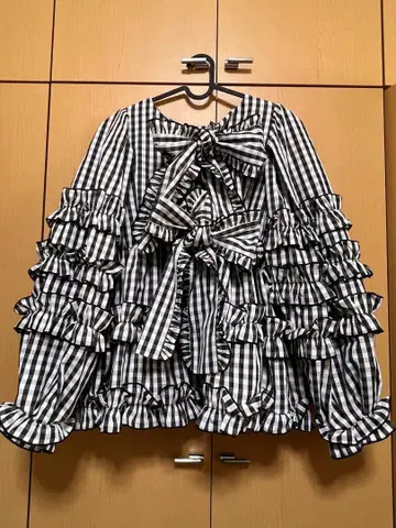 epine double ribbon frill blouse