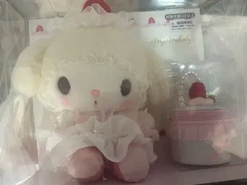 산리오 딸기 휘핑 케이크 봉제 인형 & 액세서리 세트 마이멜로디