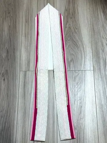 레이어트 카라 펄 장식