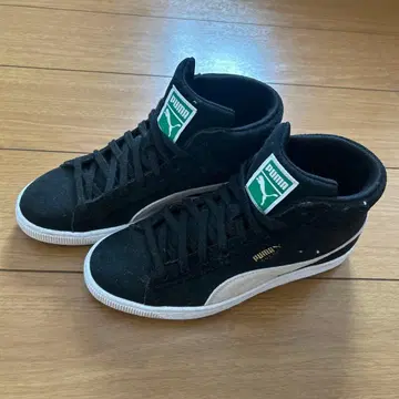 새상품급 Puma 스웨이드 블랙 스니커즈