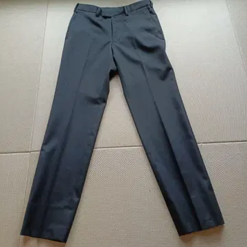 Paul Smith 블랙 슬랙스 M 사이즈