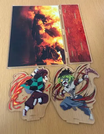 귀멸의 칼날 유곽편 뒤섞인 악의 존의 아크릴 스탠드 규타로 탄지로