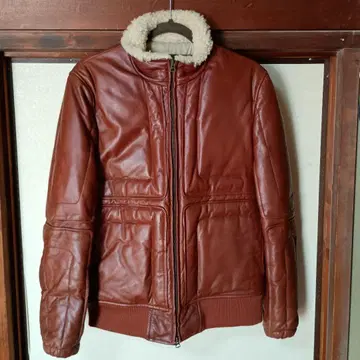 TAKEO KIKUCHI 보아 달린 브라운 가죽 아우터