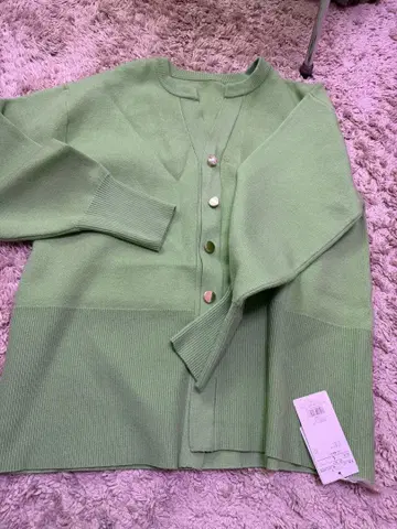 T K 라이트 그린 버튼 키넥 가디건 WORLD