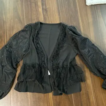 새상품 미사용 택 포함 프릴 달린 시스루 가디건 블랙 결혼식 댄스