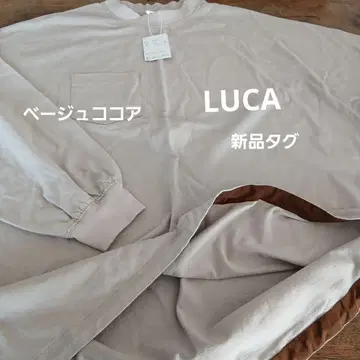 LUCA 베이지 긴팔 T셔츠 포켓 부착