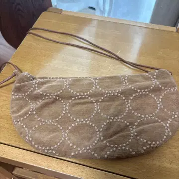 미나 페르호넨 탬버린 숄더백