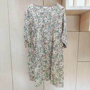 arti 꽃무늬 원피스