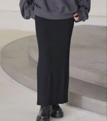 새상품급 Noble(노블) 리브 니트 타이트 스커트 블랙