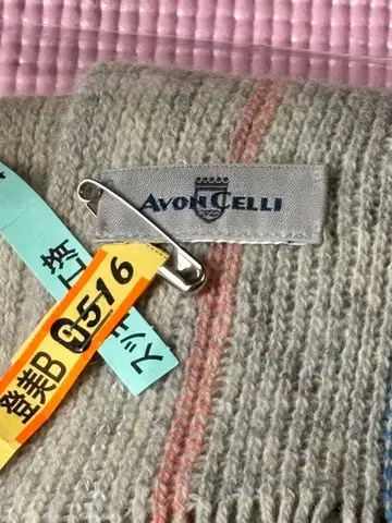 AvonCelli 니트 캐시미어 머플러