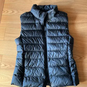 UNIQLO 유니클로 울트라 라이트 다운 베스트 S 사이즈 블랙