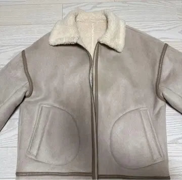 무스탕 코트 베이지 지퍼 포함